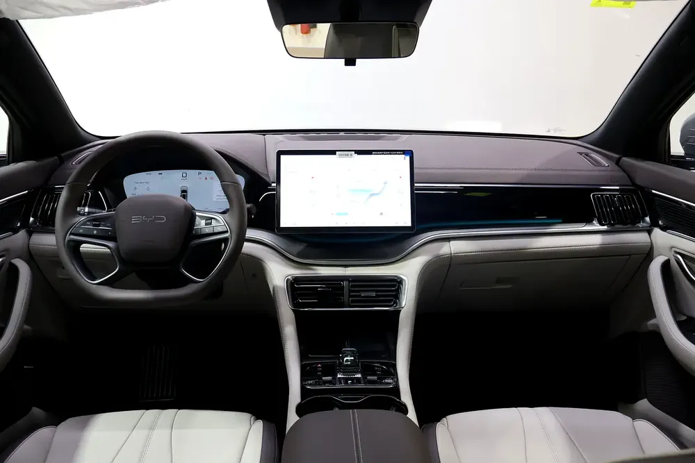 2025!! BYD Song Plus || Under Warranty || Local price - Image 5