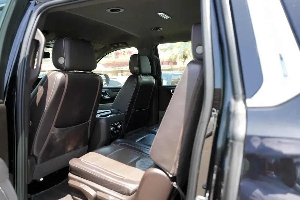 GMC Yukon XL SLE 2022 GCC Specs - Excellent Condition - Image 11