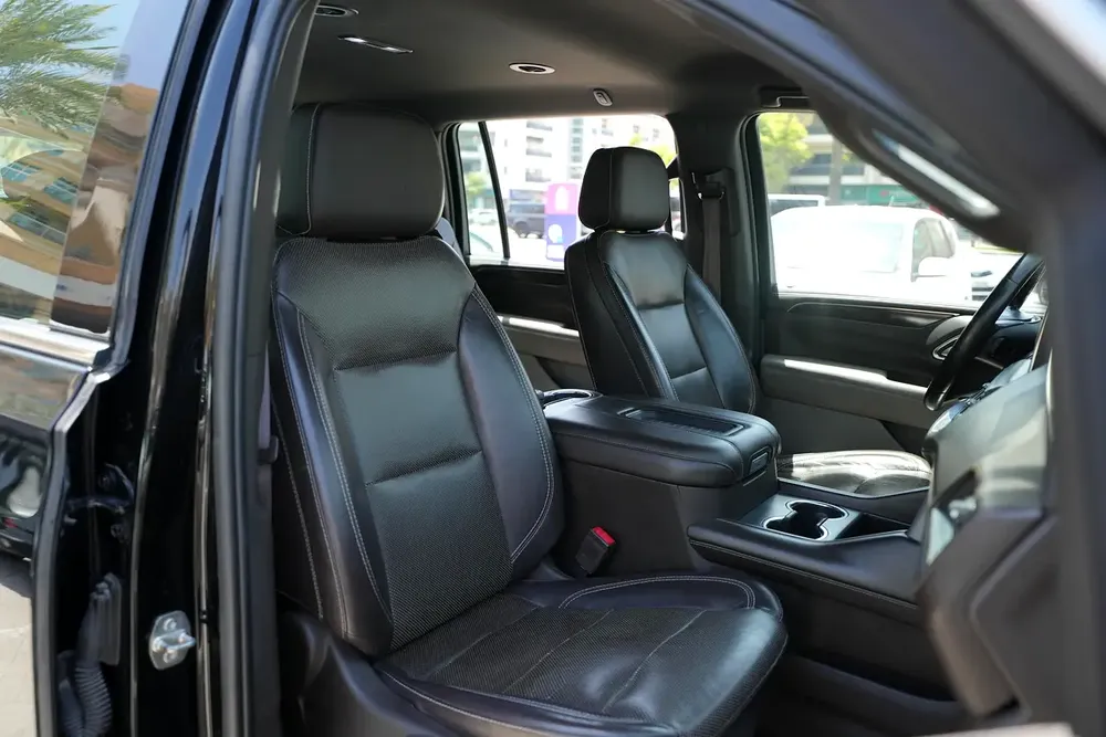 GMC Yukon XL SLE 2022 GCC Specs - Excellent Condition - Image 12