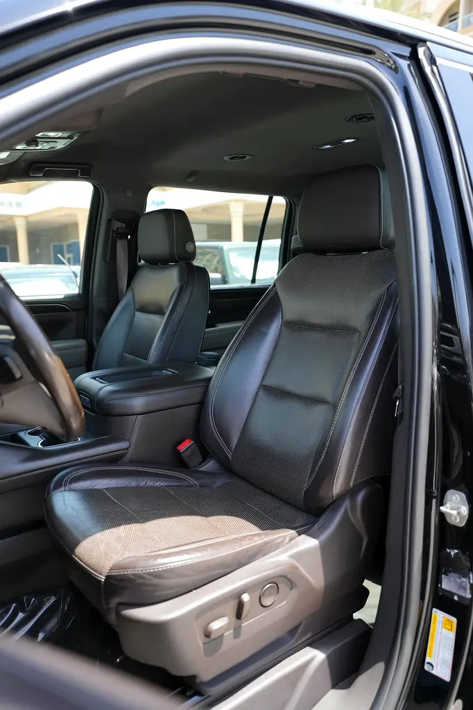 GMC Yukon XL SLE 2022 GCC Specs - Excellent Condition - Image 13