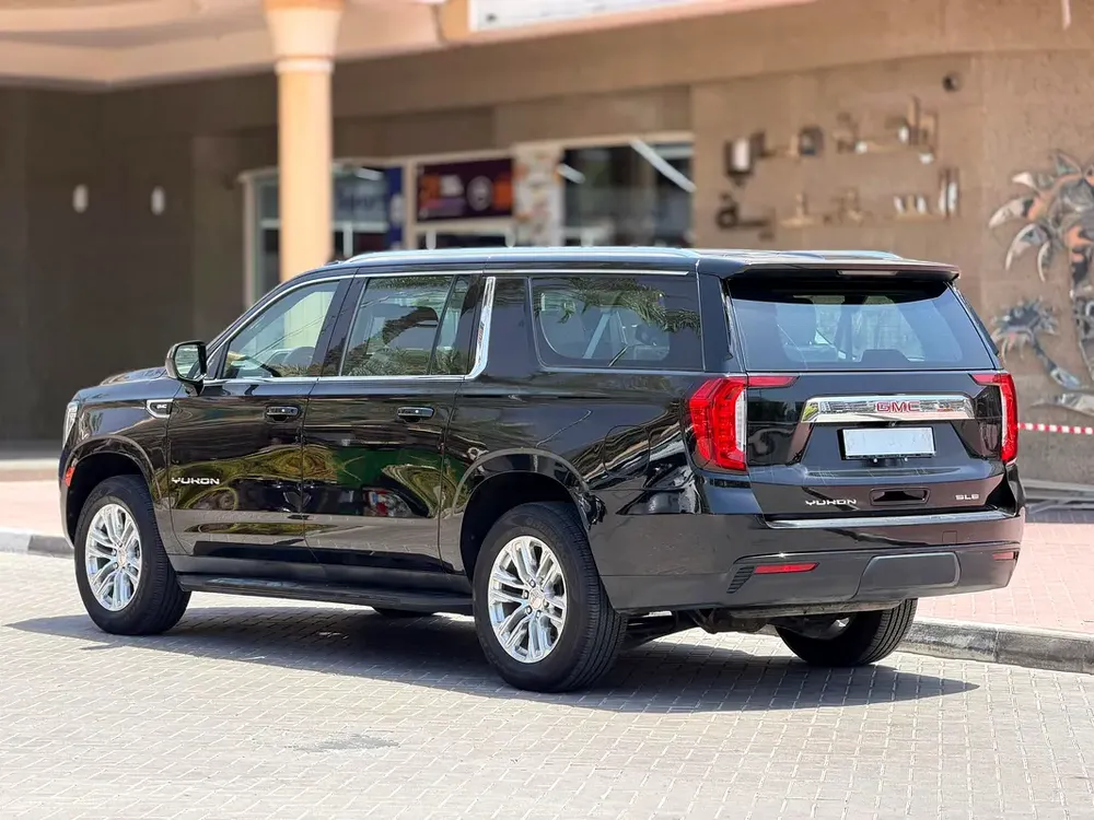 GMC Yukon XL SLE 2022 GCC Specs - Excellent Condition - Image 8