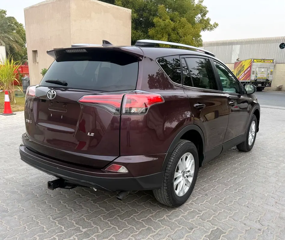 2017 Toyota RAV4 LE - - Image 6