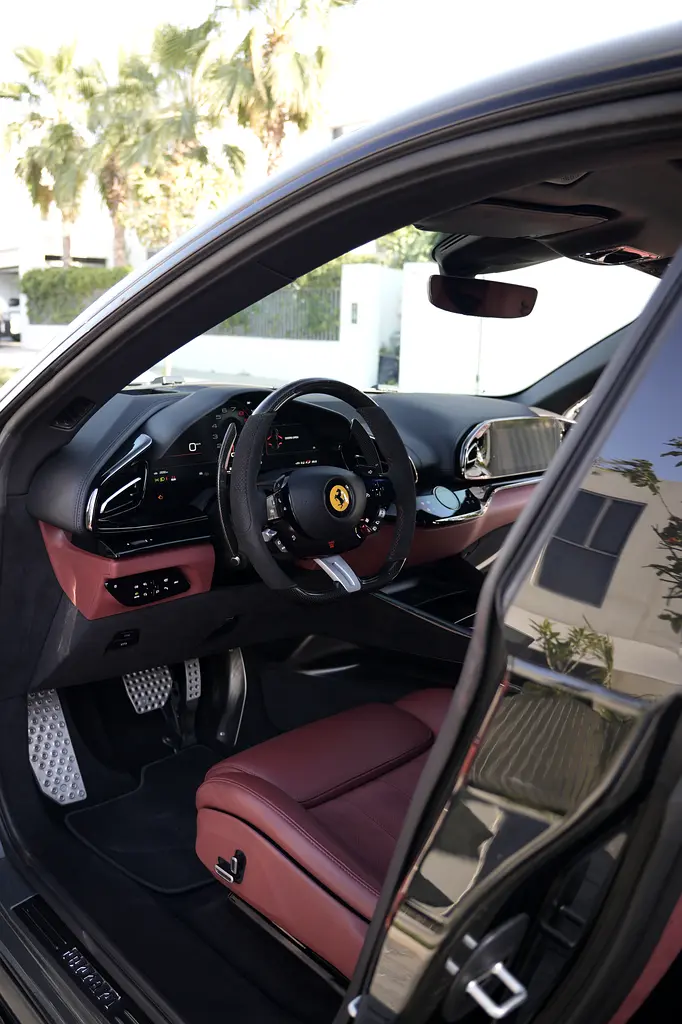 Ferrari Purosangue / Eu spec / 2 keys/  2024 / Fully loaded / 25k km / 7 year service contract - Image 13