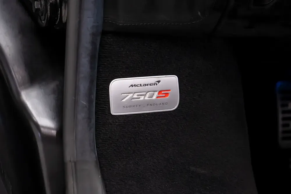GCC SPECS AL NABOODAH WARRANTY + SERVICE CONTRACT - 2024 MCLAREN 750S SPIDER + CARBON PACKAGE - Image 16