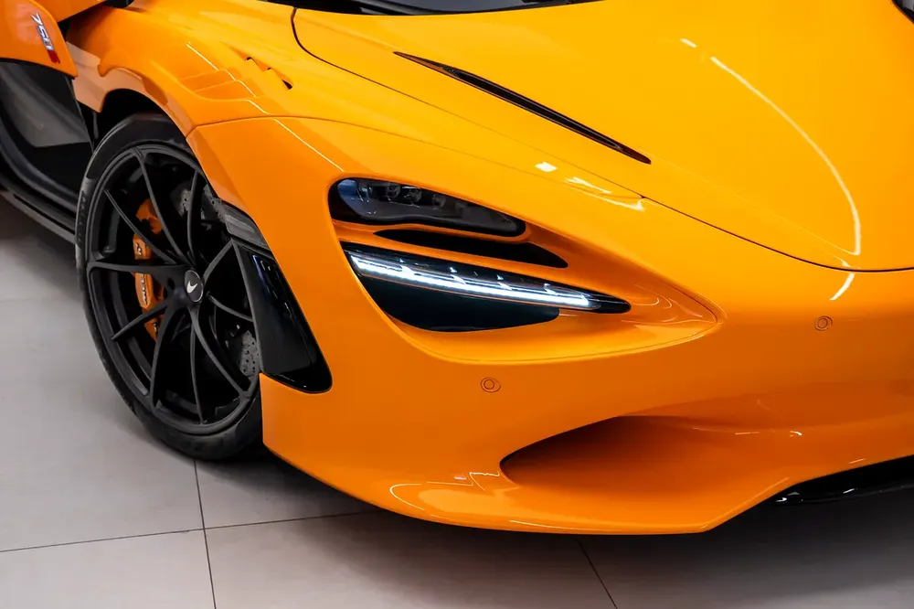 GCC SPECS AL NABOODAH WARRANTY + SERVICE CONTRACT - 2024 MCLAREN 750S SPIDER + CARBON PACKAGE - Image 18