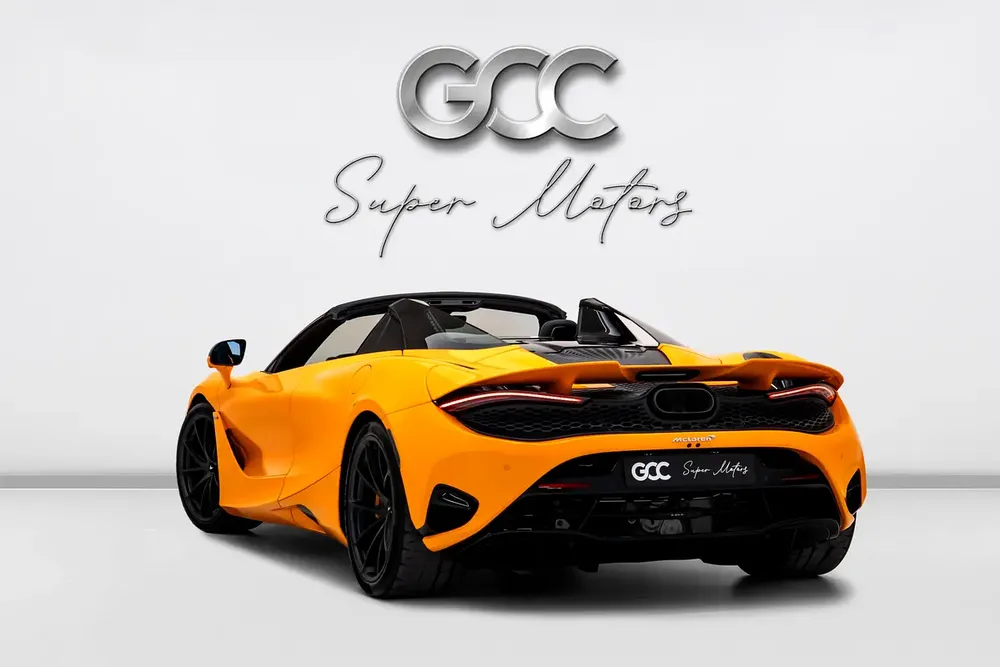 GCC SPECS AL NABOODAH WARRANTY + SERVICE CONTRACT - 2024 MCLAREN 750S SPIDER + CARBON PACKAGE - Image 4