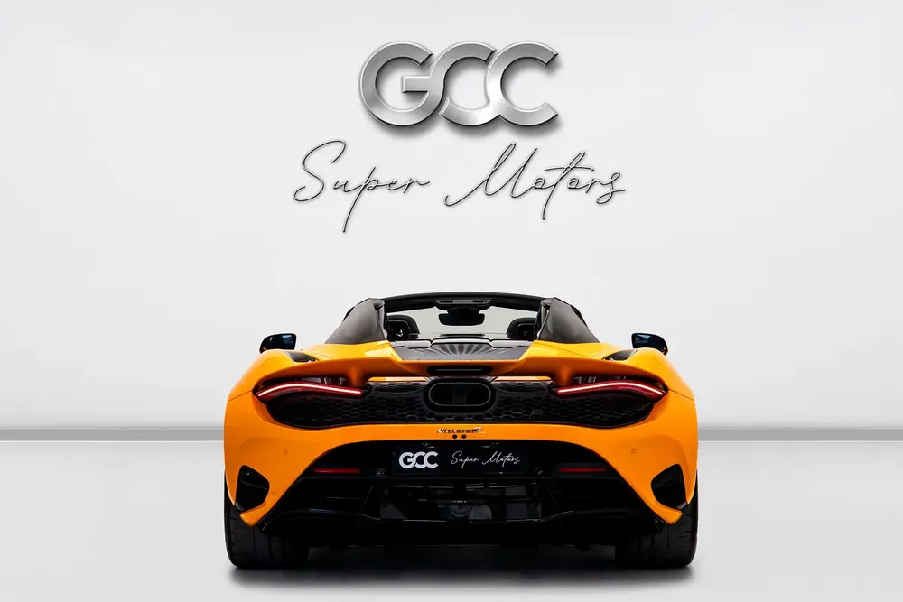 GCC SPECS AL NABOODAH WARRANTY + SERVICE CONTRACT - 2024 MCLAREN 750S SPIDER + CARBON PACKAGE - Image 6