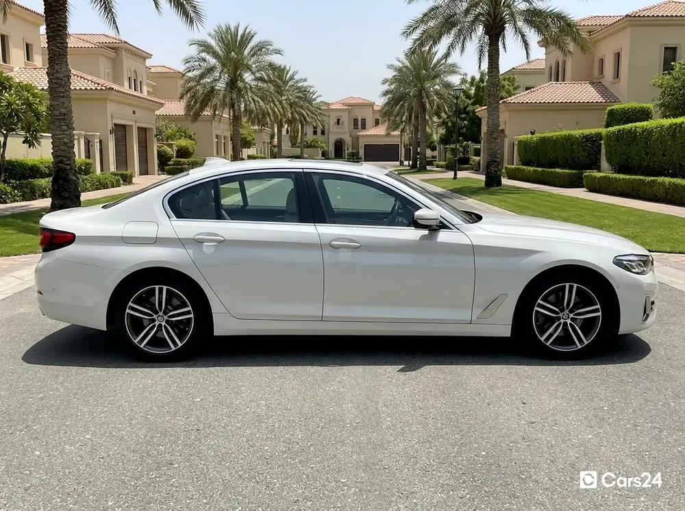 AED 2,021/month | 0 Downpayment | Free 1 Year Warranty | 30 Day Return | BMW 520I 2023 - Image 5