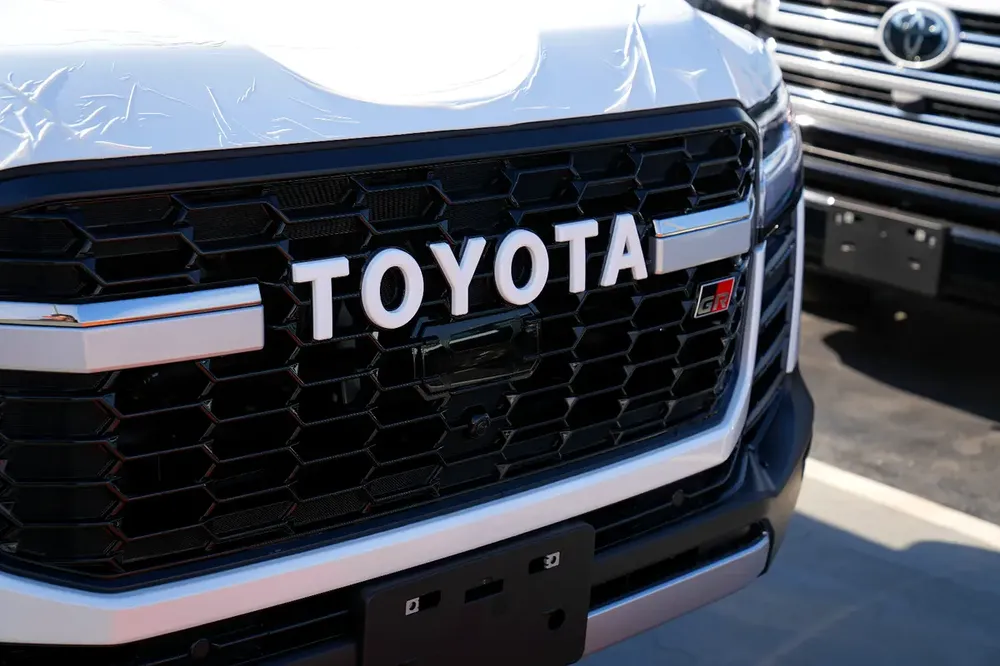 Toyota Land Cruiser GR Sport 3.5TT 2026 - GCC Specs - Image 7