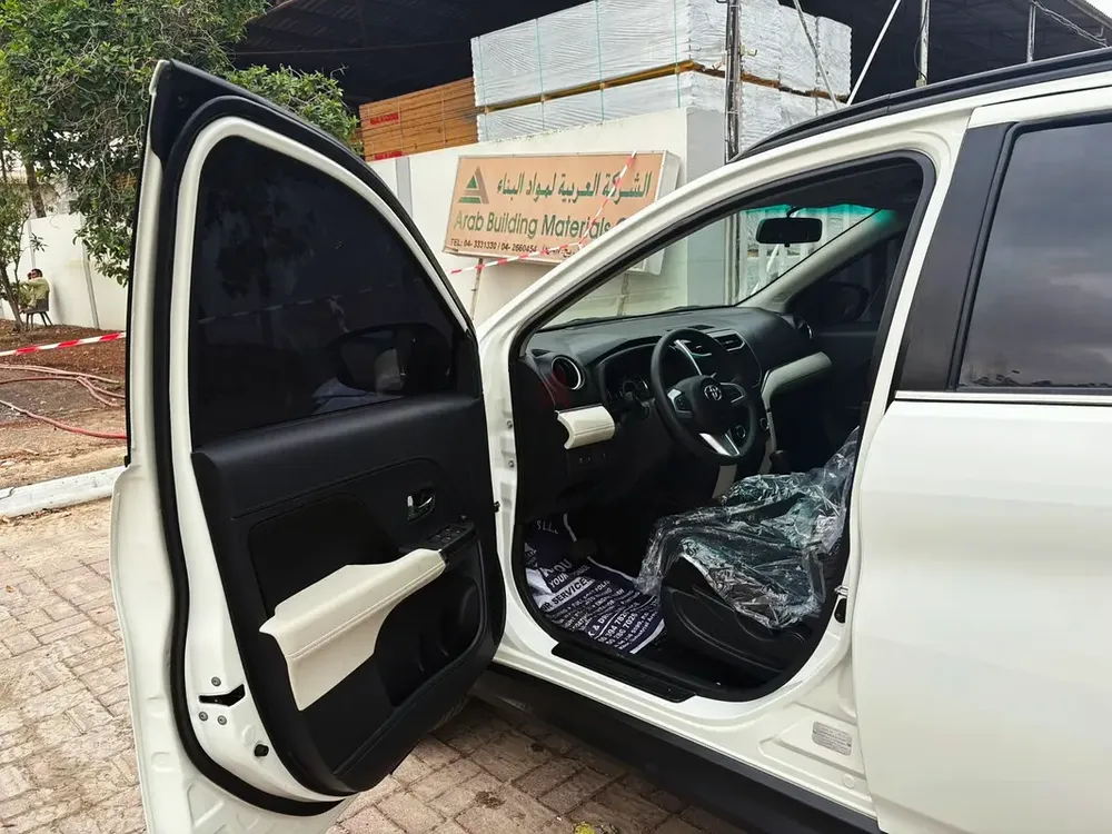 Toyota Innova 2024 | Hybrid | Low Mileage |  GCC Spec - Image 9