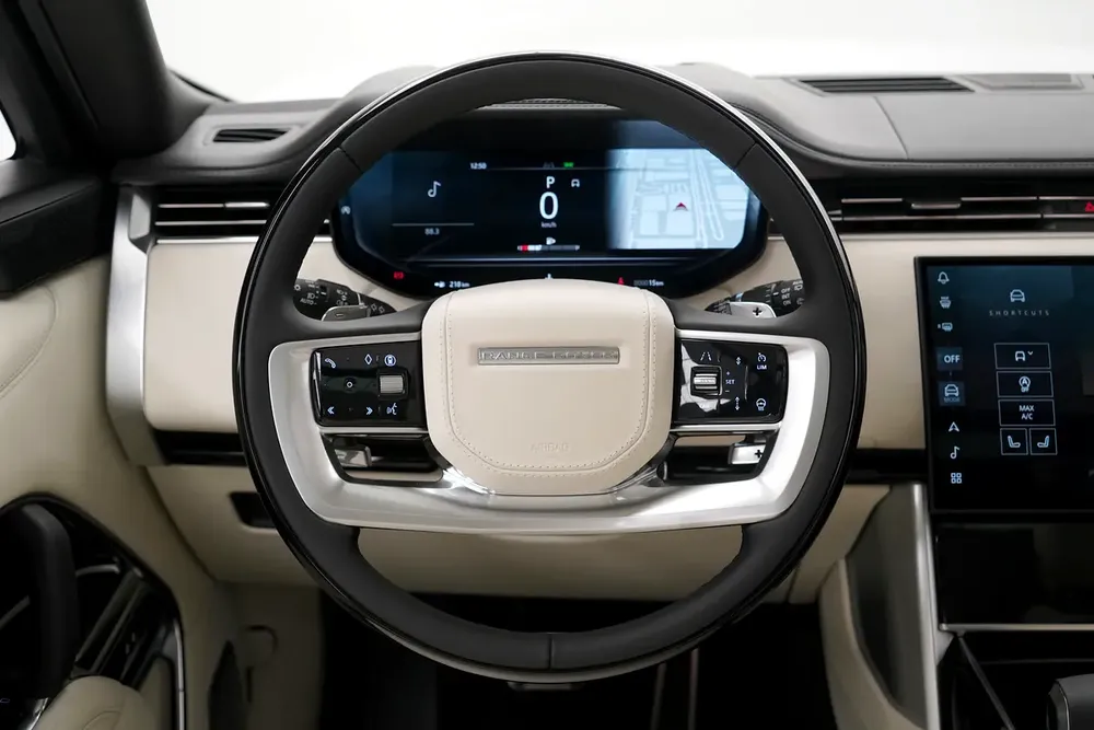 2025 RANGE ROVER AUTOBIOGRAPHY P530 / 23 INCH / DEALER WARRANTY - Image 9