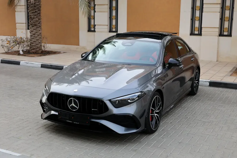 MERCEDES-BENZ A35-( AMG ENGINE)-8700km-2024-UNDER WARRANTY  SERVICE CONTRACT - Image 6