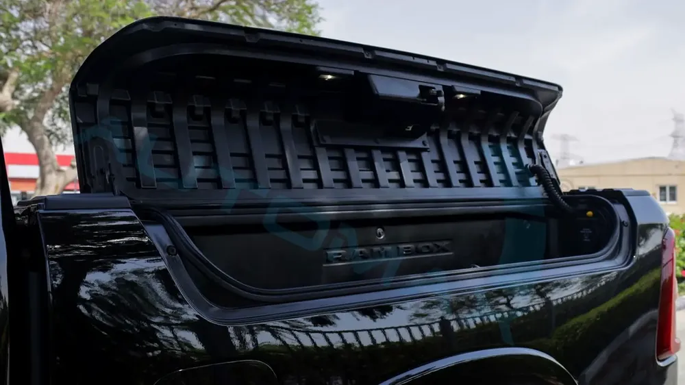 ( Only For Export ) 2026/2026 RAM 1500 LIMITED CREW CAB SST H.O 3.0TT GCC BRAND NEW - Image 17