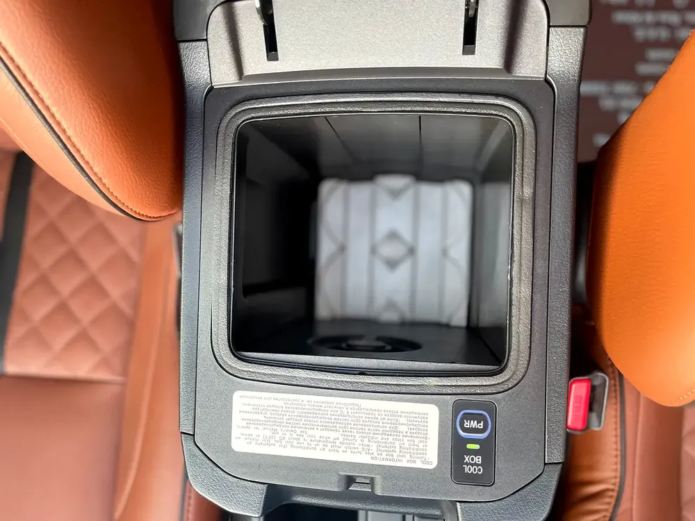 TOYOTA PRADO 2018 VXR 2.7 V4 GCC SPECS - Image 19