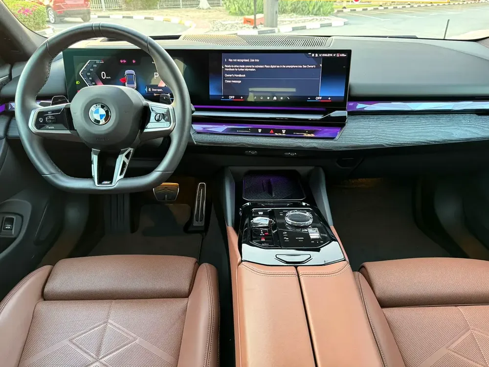 2025 BMW 520i M-Kit - GCC Specs - Brand New Condition - Image 5
