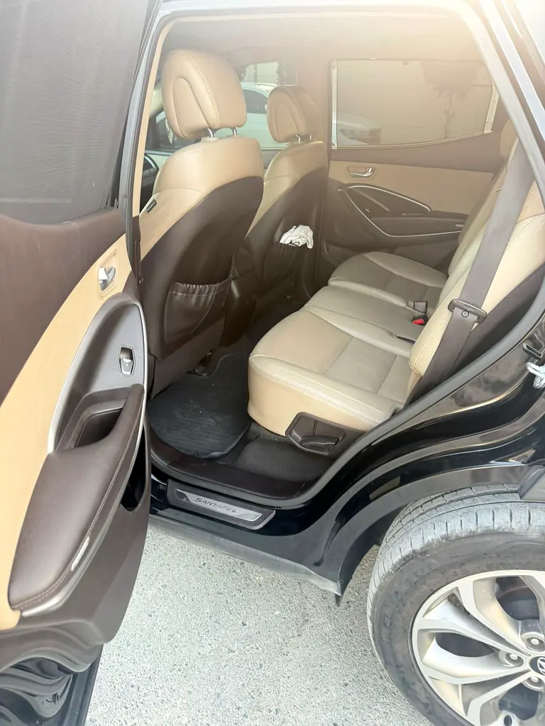 Hyundai Santa Fe 2014 Premium Plus - GCC Specs - Excellent Condition - Image 12