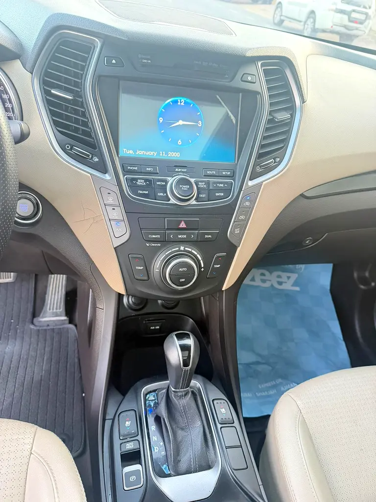 Hyundai Santa Fe 2014 Premium Plus - GCC Specs - Excellent Condition - Image 17