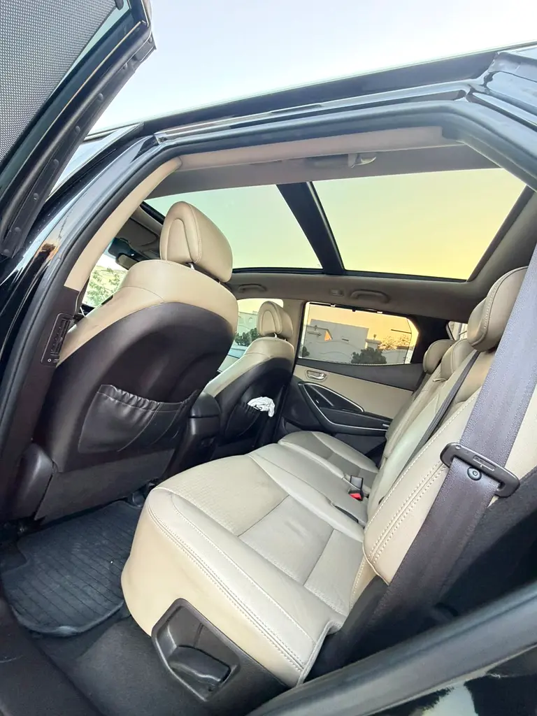 Hyundai Santa Fe 2014 Premium Plus - GCC Specs - Excellent Condition - Image 9