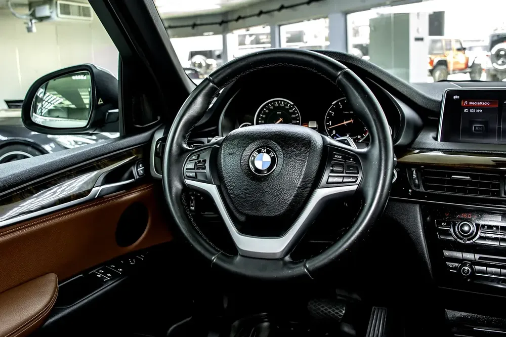 BMW X5 35 2018 GCC specs - Image 11