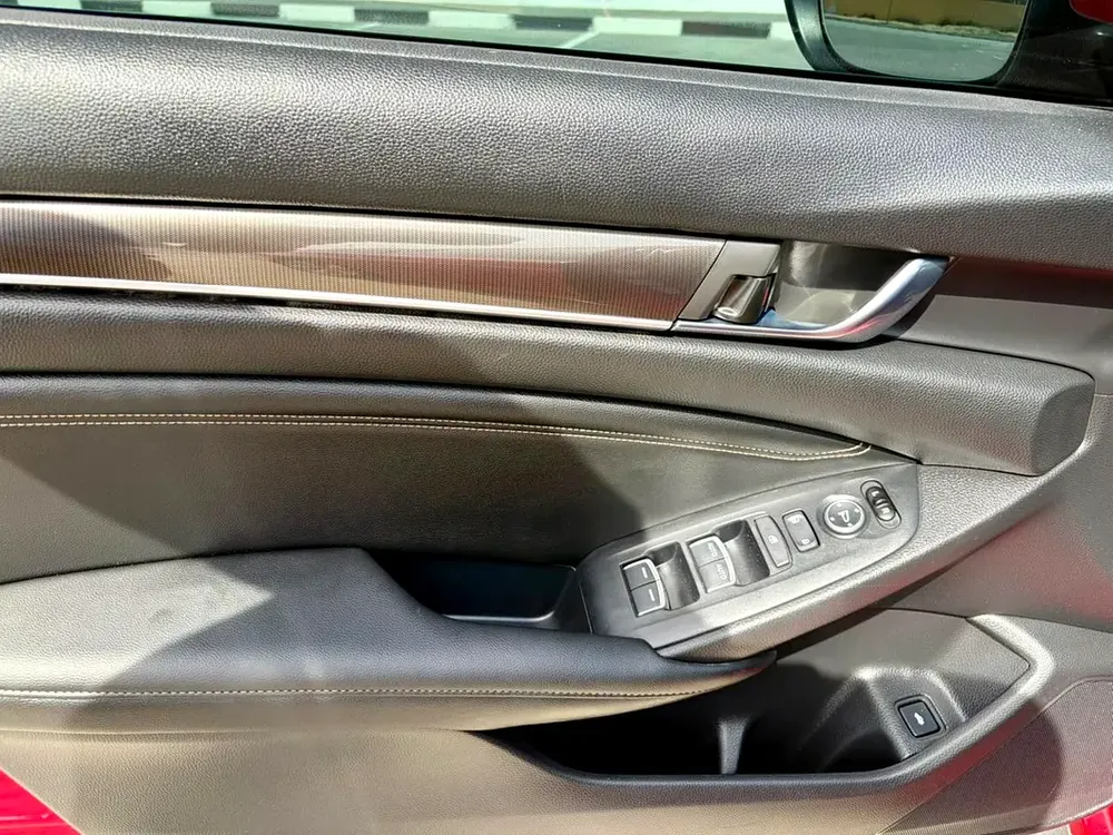 2020 Honda Accord Sport - GCC Specs - Excellent Condition - Image 13