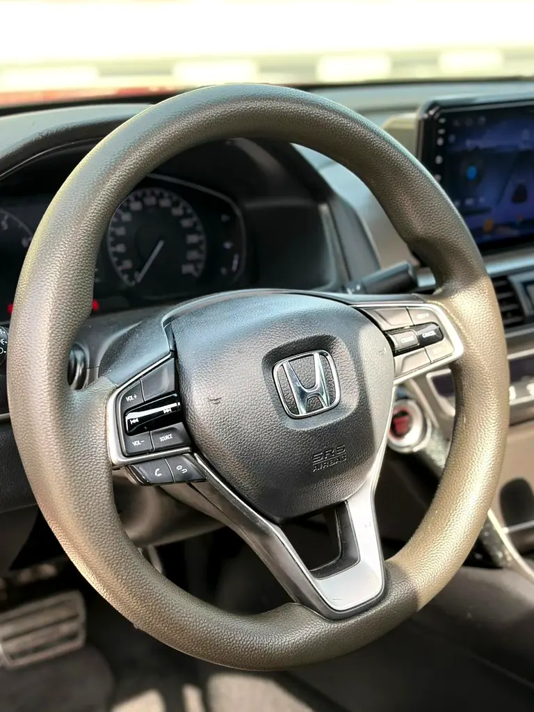 2020 Honda Accord Sport - GCC Specs - Excellent Condition - Image 7