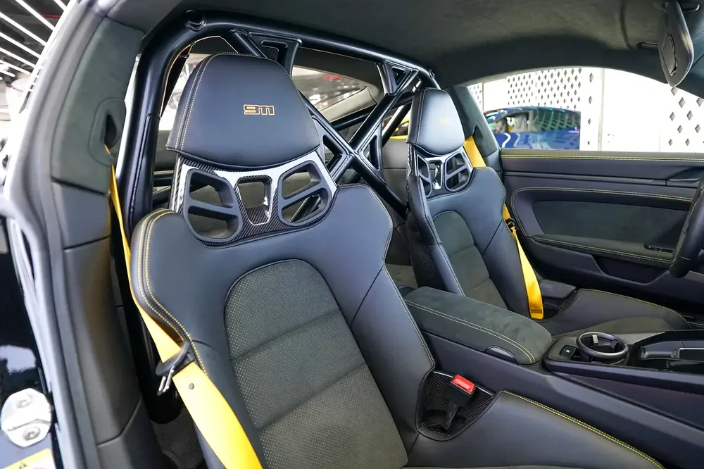 911 DAKAR | ALCANTARA SEATS | CARBON INTERIOR | WARRANTY FEB 2027 | SPORT EXHAUST - Image 17