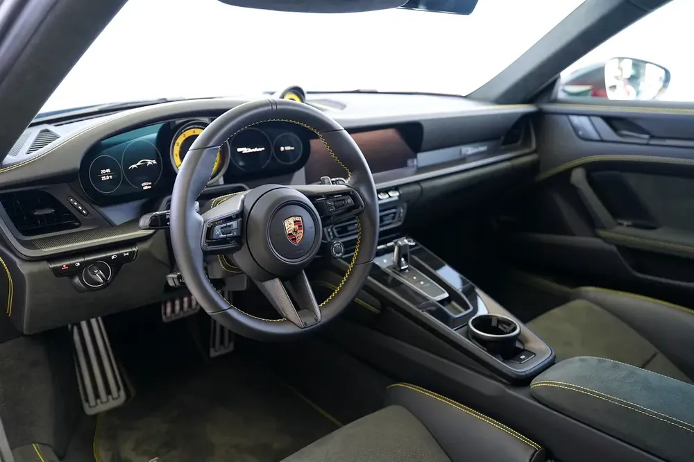 911 DAKAR | ALCANTARA SEATS | CARBON INTERIOR | WARRANTY FEB 2027 | SPORT EXHAUST - Image 8