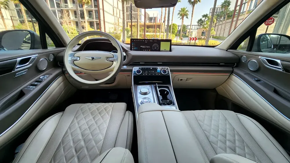 2023 Genesis GV80 Royal-Full option 3.5L/6 cyl-Excellent Condition - Image 15