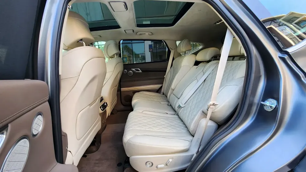 2023 Genesis GV80 Royal-Full option 3.5L/6 cyl-Excellent Condition - Image 19