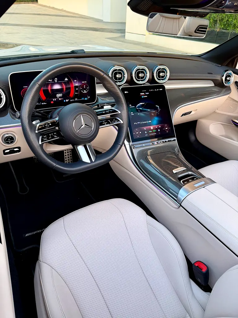 AMG/// CLE200 Cabriolet No Accident!! - Image 13