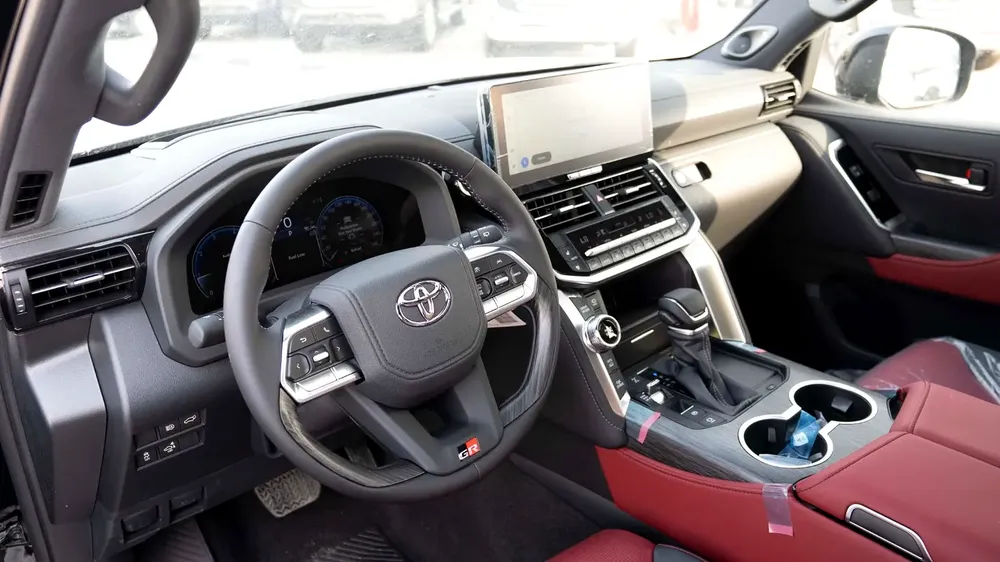 TOYOTA LAND CRUISER GR 3.5L 2026 - Image 6