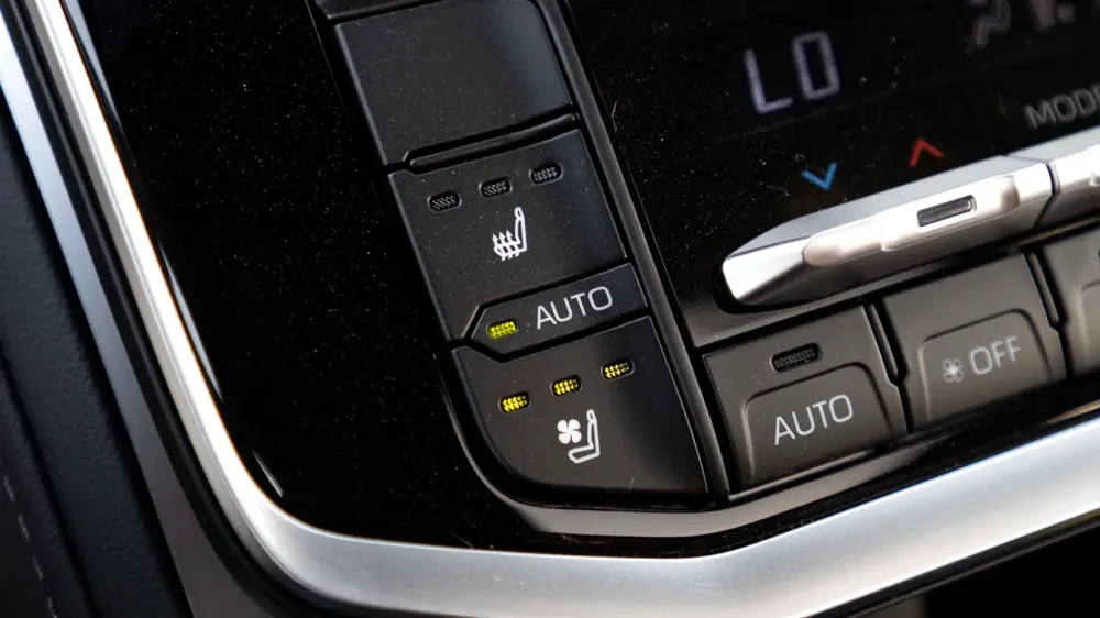 TOYOTA LAND CRUISER GR 3.5L 2026 - Image 7