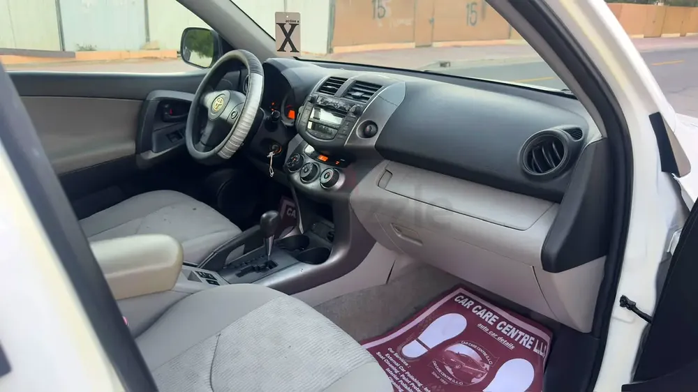 2009 TOYOTA RAV4 - Image 7