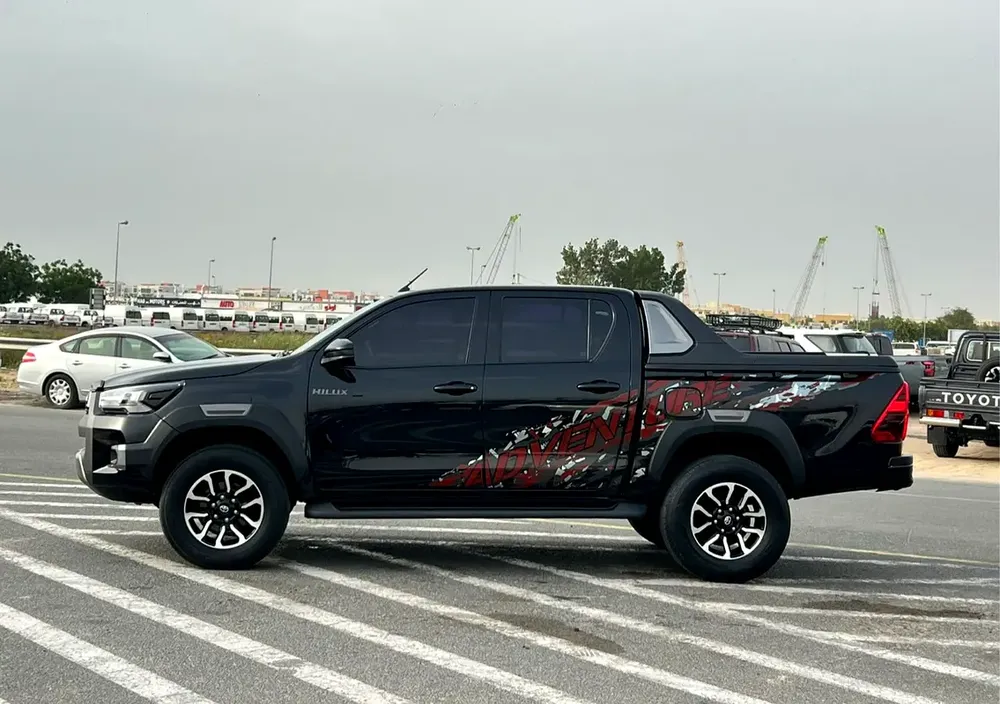 2022 Toyota Hilux GL Adventure Modified - 2.7L V4 - GCC - AWD 4x4- Rear Camera -  Patrol - Image 4