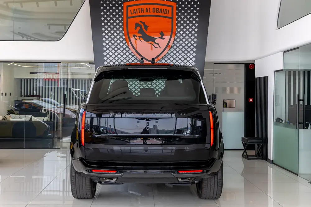 Range Rover | Vogue HSE P530 | GCC Specs | Black Edition | Electric Side Steps | 2026 ( EXPORT ) - Image 5