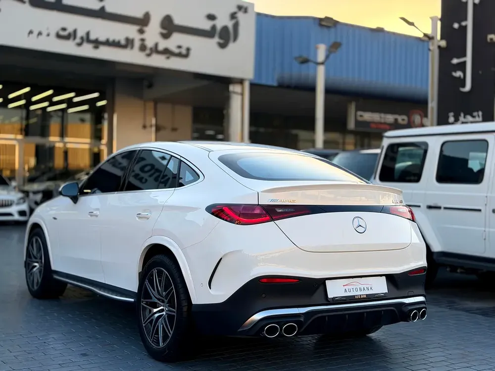 MERCEDES GLC43 - MODEL 2025 - NO ACCIDENT OR PAINT - 5,000 KM - INTERNATIONAL WARRANTY AVAILABLE - Image 15