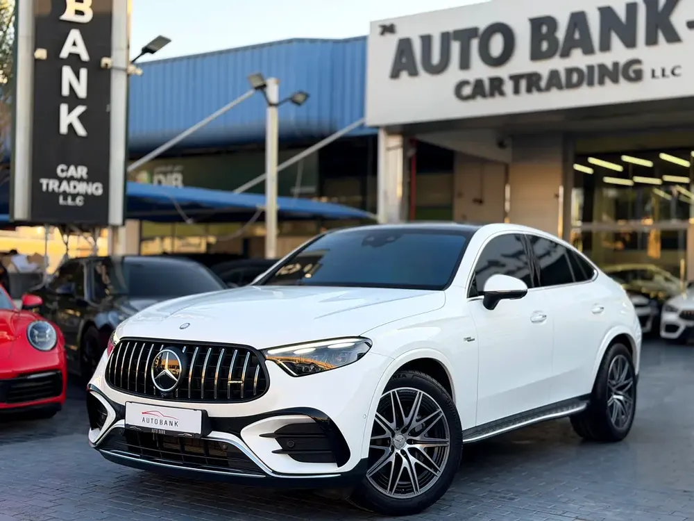 MERCEDES GLC43 - MODEL 2025 - NO ACCIDENT OR PAINT - 5,000 KM - INTERNATIONAL WARRANTY AVAILABLE - Image 4