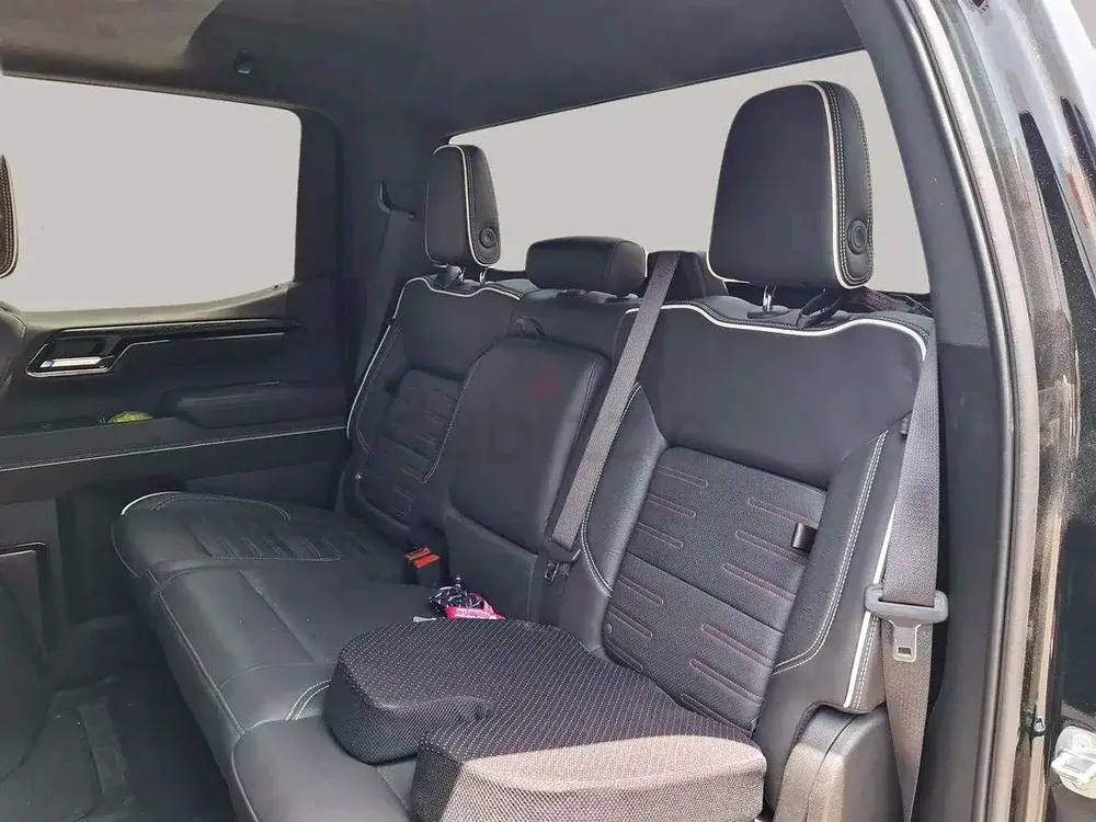 AED 3571/month | 2023 GMC Sierra 1500 AT4X | GCC Specs | Ref#460891 - Image 13