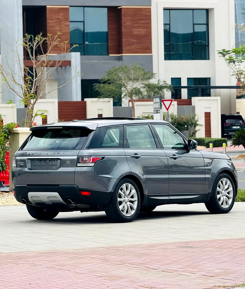 2016 LAND ROVER RANGE ROVER SPORT HSE SUPERCHARGED GCC SPECS IN EXCELLENT CONDITION - Image 7