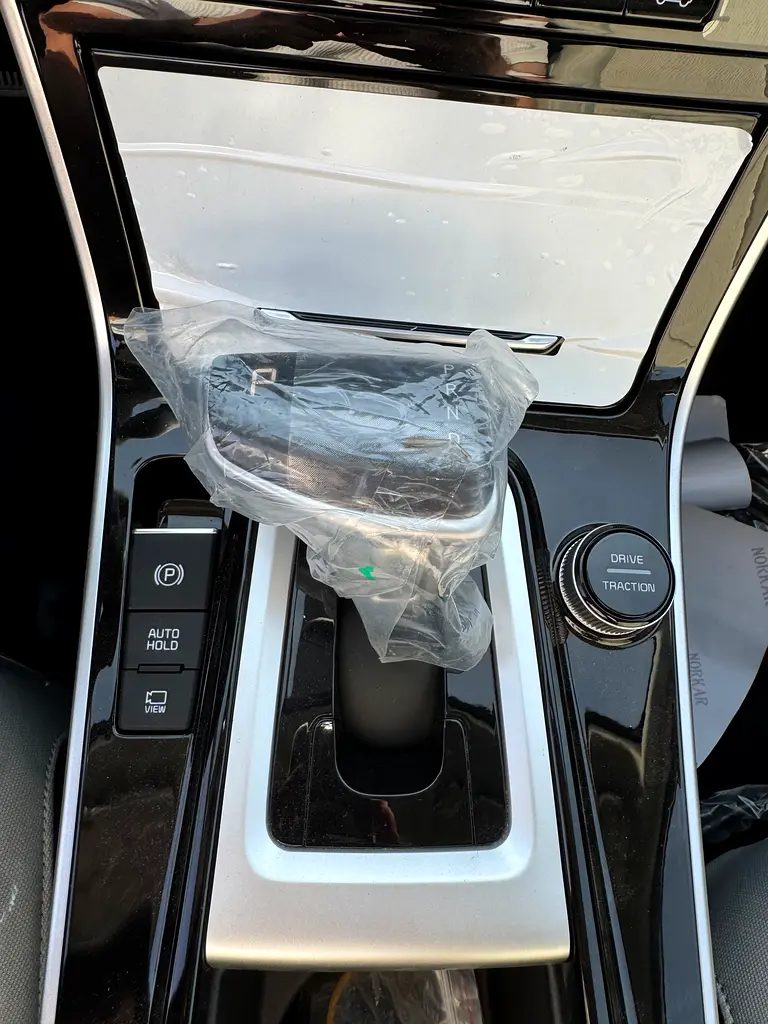 Kia Seltos GCC 1.4L Turbo - Image 18