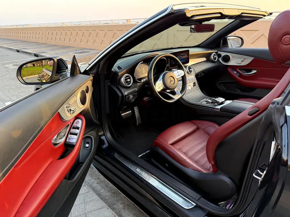 Mercedes-Benz C200 Cabriolet AMG / 2020 / GCC Specs - Image 11