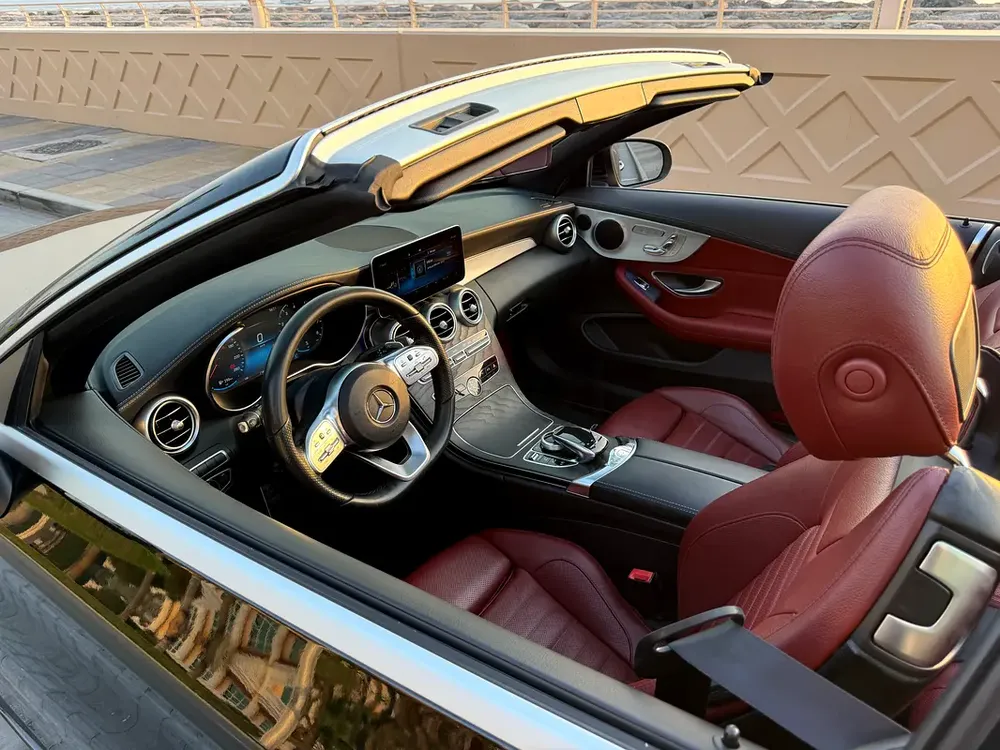 Mercedes-Benz C200 Cabriolet AMG / 2020 / GCC Specs - Image 13