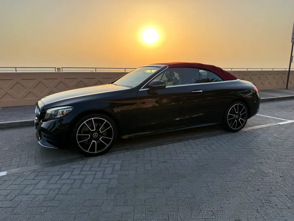Mercedes-Benz C200 Cabriolet AMG / 2020 / GCC Specs - Image 5
