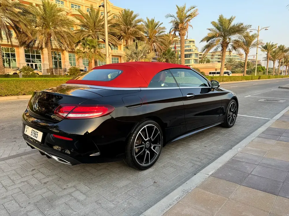 Mercedes-Benz C200 Cabriolet AMG / 2020 / GCC Specs - Image 7
