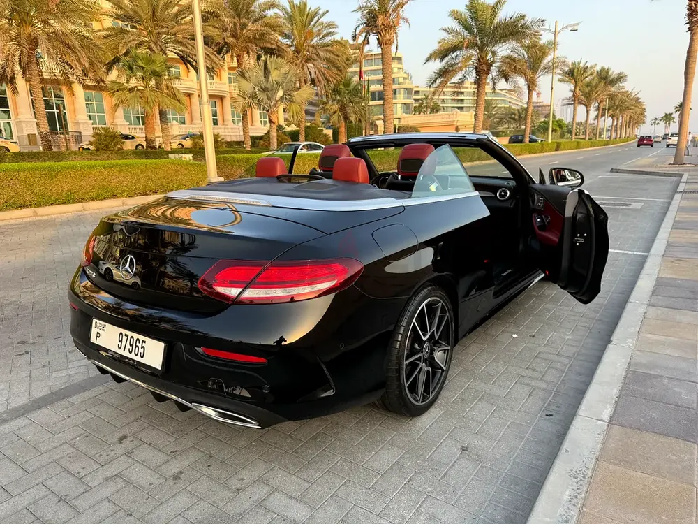 Mercedes-Benz C200 Cabriolet AMG / 2020 / GCC Specs - Image 9
