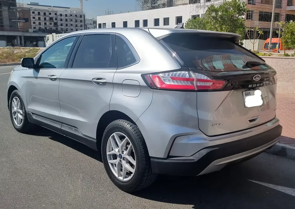 Ford Edge SEL 2021, American Specs - Excellent Condition - Image 10