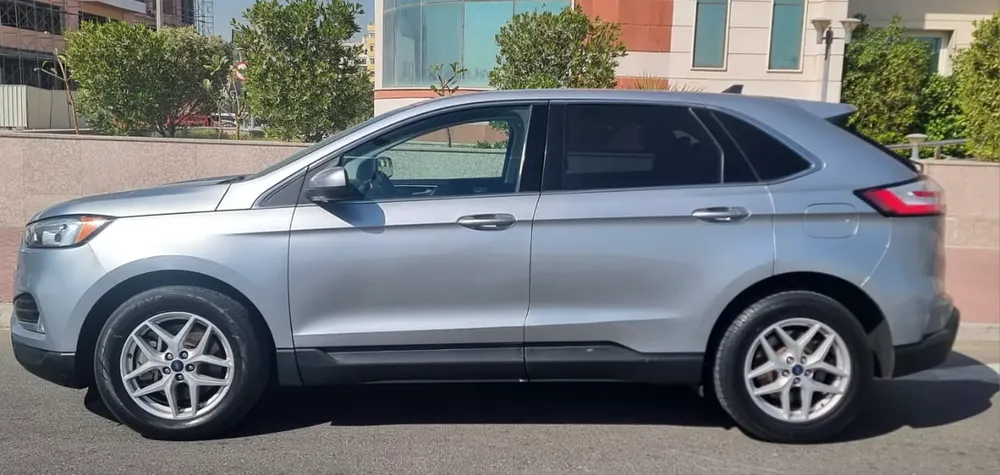 Ford Edge SEL 2021, American Specs - Excellent Condition - Image 7