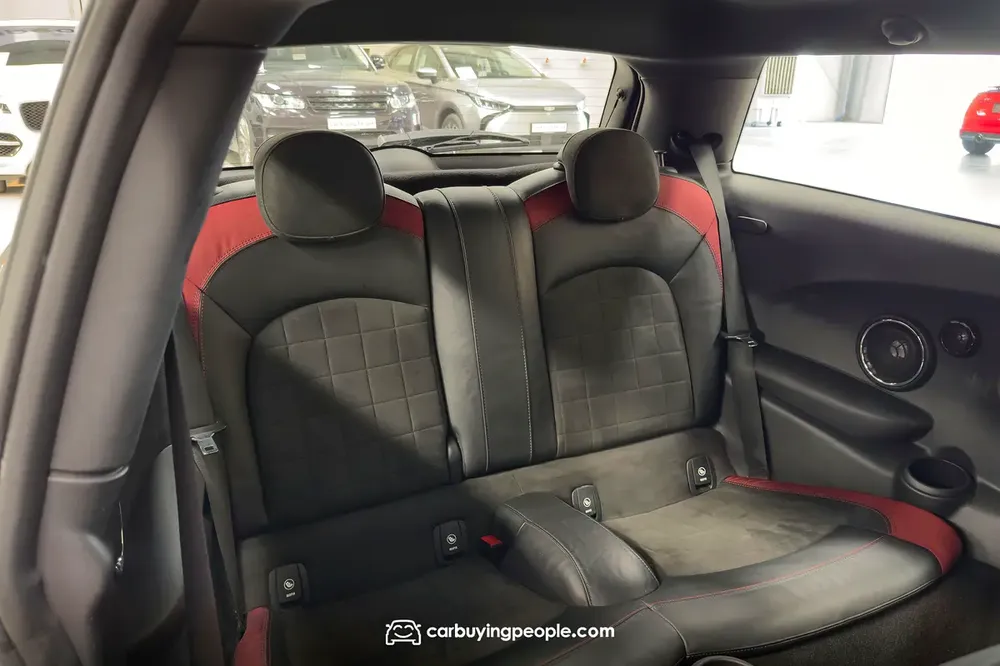 1,038 AED / Month | 0% DP AVAIL | MINI JOHN COOPER WORKS 2.0L | WARRANTY - Image 17