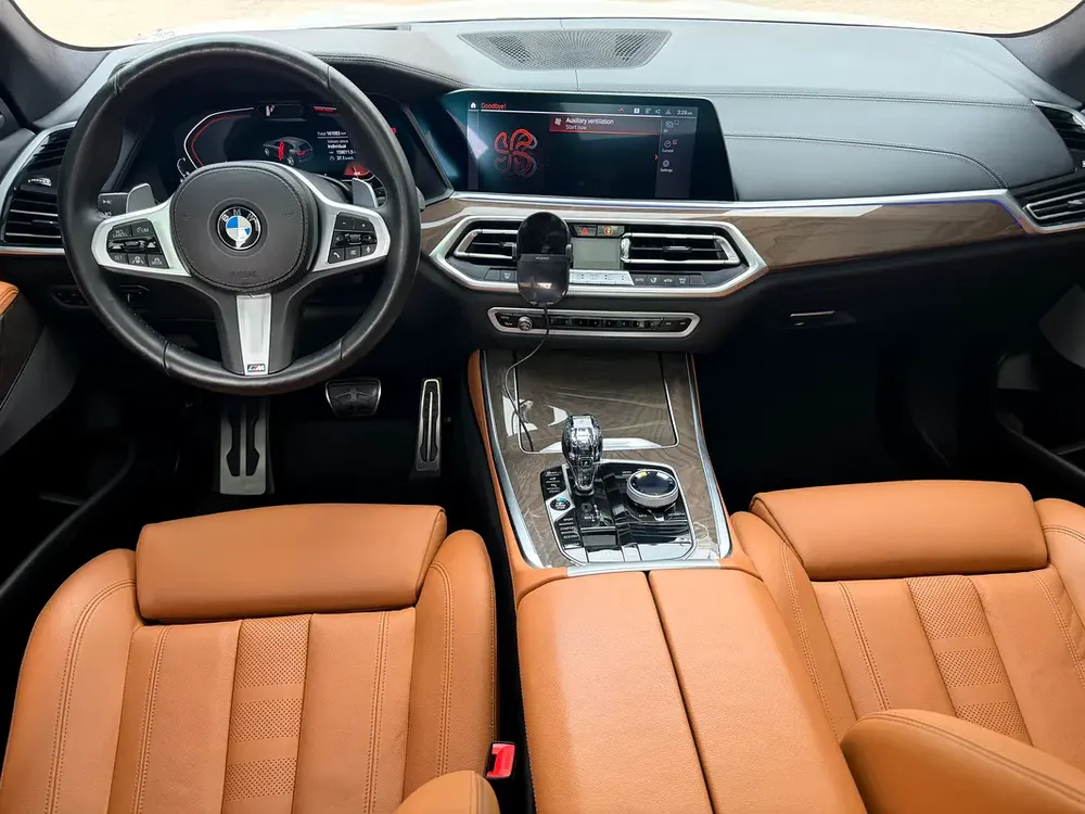 BMW X5 40i 2019 M Sport Kit , GCC, Well Maintained - Image 8