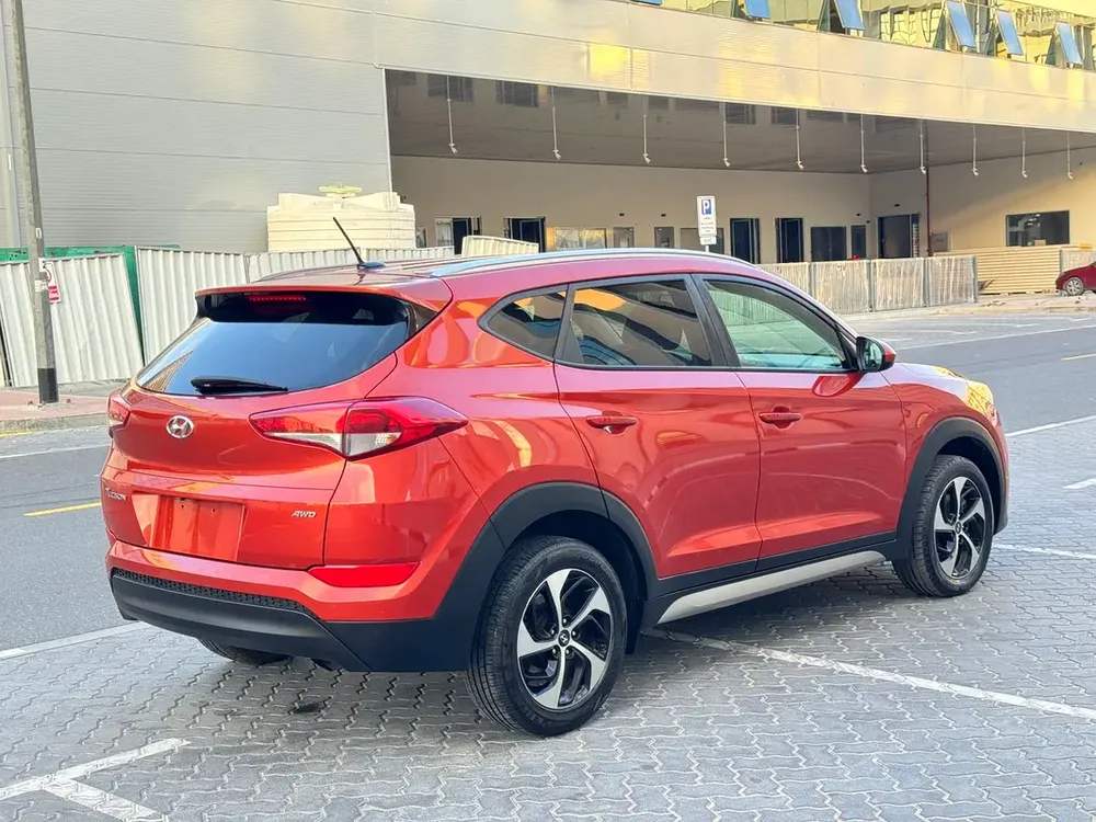 Hyundai Tucson 2017 - Nice and clean car - Image 6